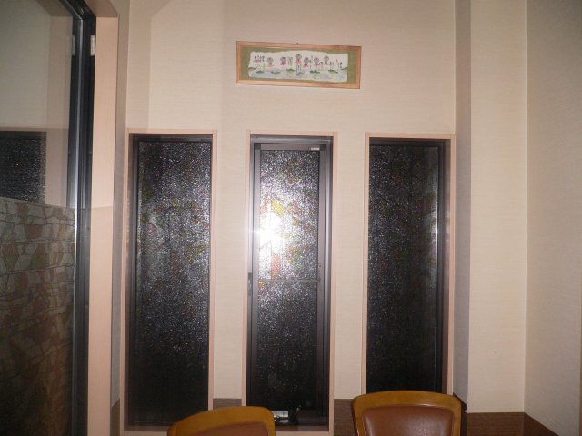 群馬館林　店舗改装　施工前の窓